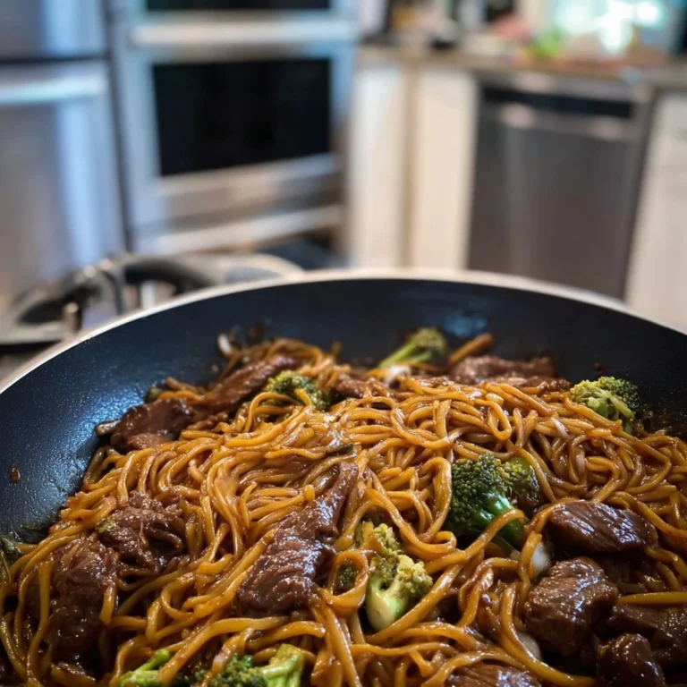 Beef and Broccoli Lo Mein Recipe: Quick and Delicious Dinner